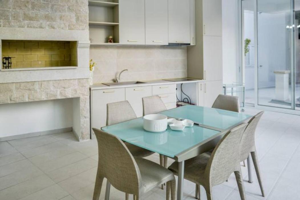 Apartments Vuksic Sveti Stefan Dış mekan fotoğraf