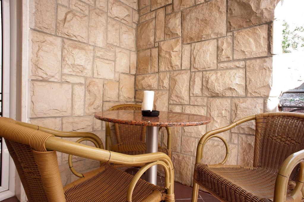 Apartments Vuksic Sveti Stefan Oda fotoğraf