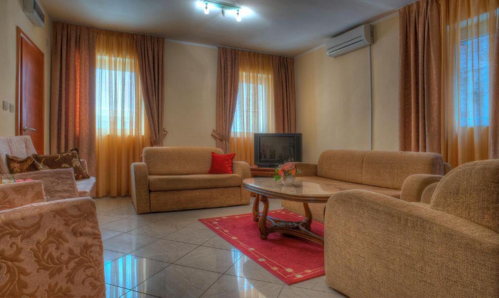 Apartments Vuksic Sveti Stefan Oda fotoğraf