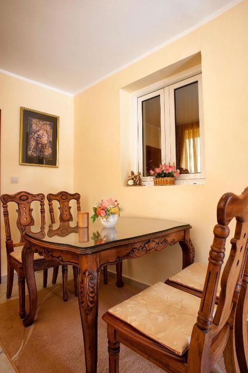 Apartments Vuksic Sveti Stefan Oda fotoğraf