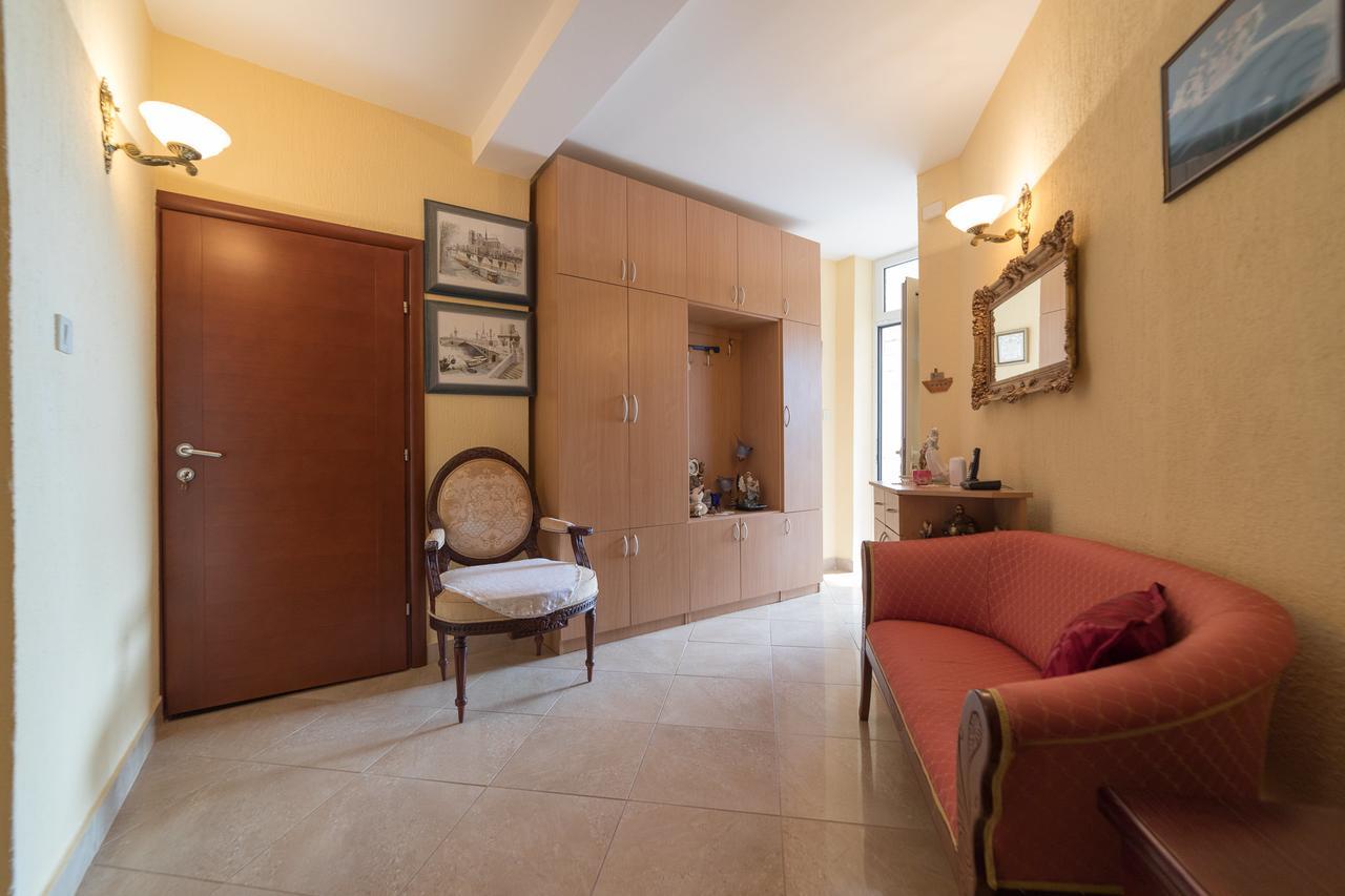 Apartments Vuksic Sveti Stefan Dış mekan fotoğraf