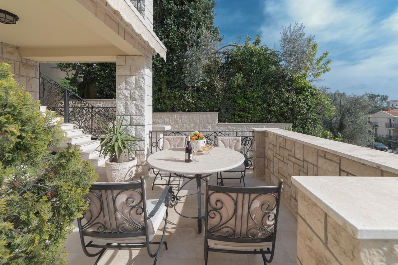 Apartments Vuksic Sveti Stefan Dış mekan fotoğraf