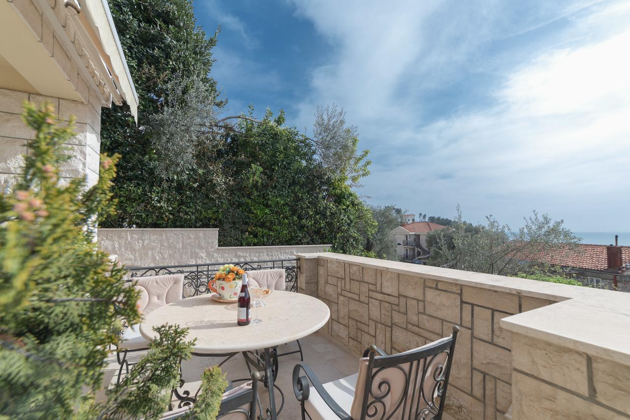 Apartments Vuksic Sveti Stefan Dış mekan fotoğraf