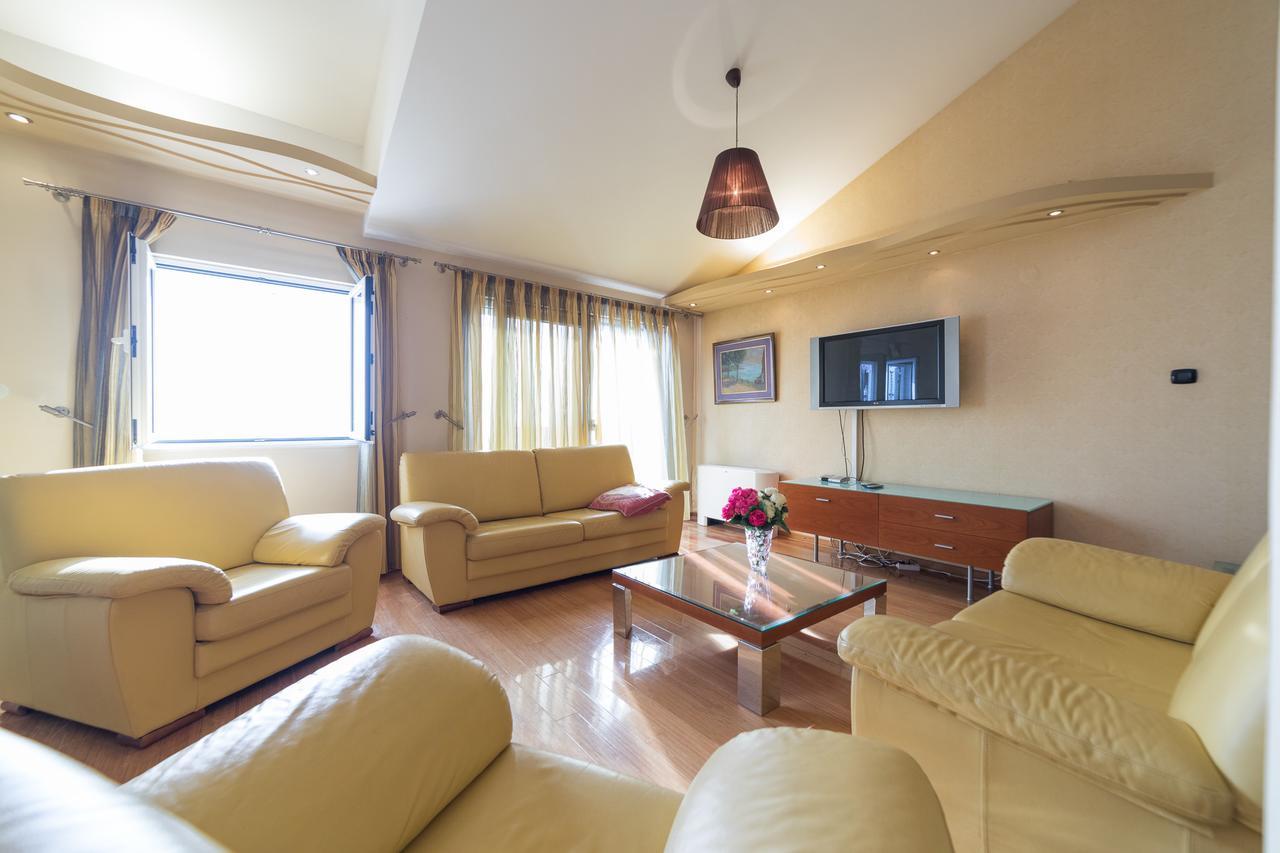 Apartments Vuksic Sveti Stefan Dış mekan fotoğraf